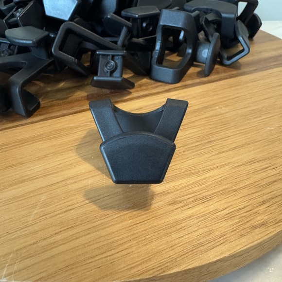 Black space saving hanger hooks closet organization - Picture 8 of 12